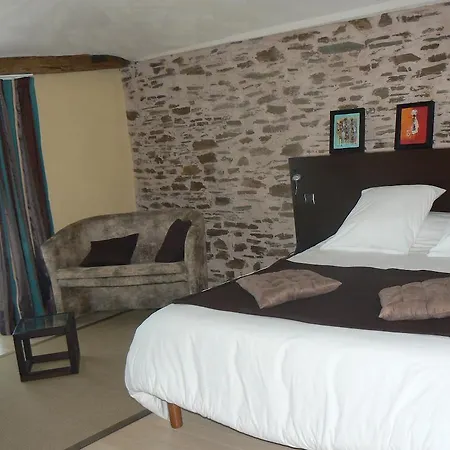 Le Logis De L'orvoire Bed & Breakfast