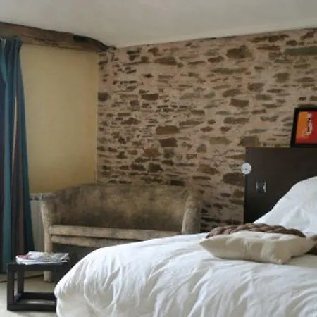 Bed & Breakfast Le Logis De L'orvoire 3*